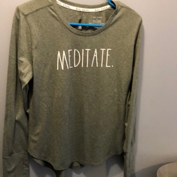 Rae Dunn keyhole longsleeve top size large “MEDITATE” - Picture 1 of 8
